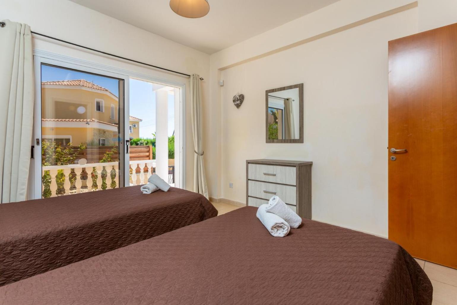 Queens Paradise 1 Peyia Exterior foto