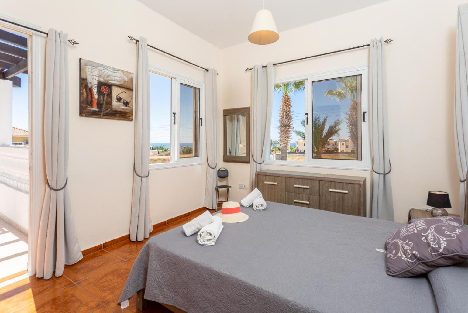Queens Paradise 1 Peyia Exterior foto