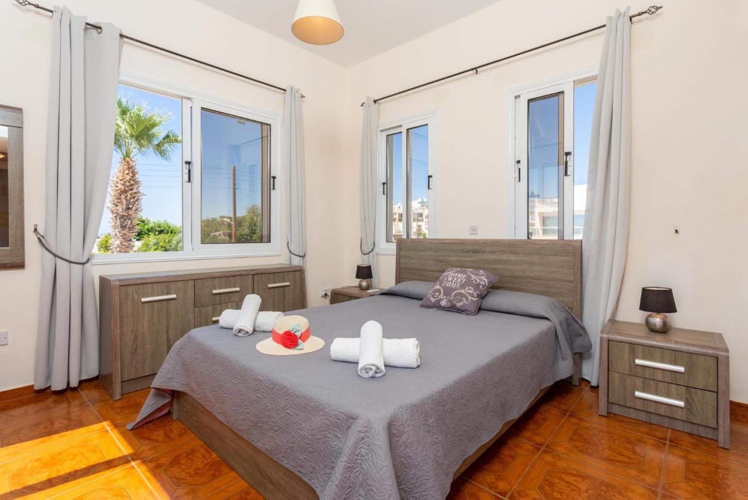 Queens Paradise 1 Peyia Exterior foto